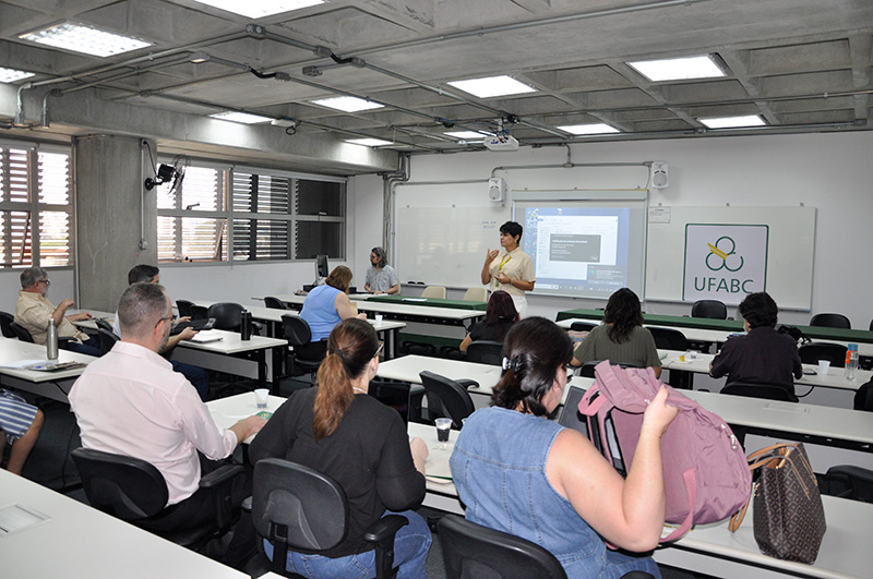 universidade sedia 2 eventos sobre formacao docente 02