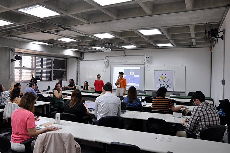 universidade sedia 2 eventos sobre formacao docente 04